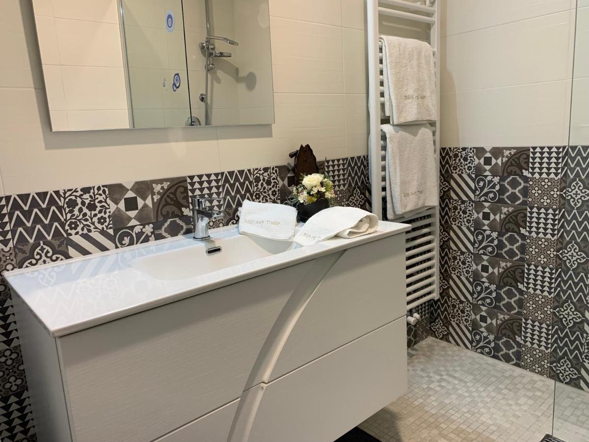 Bed & Breakfast Indi Thelar Villa Guardia Luaran gambar