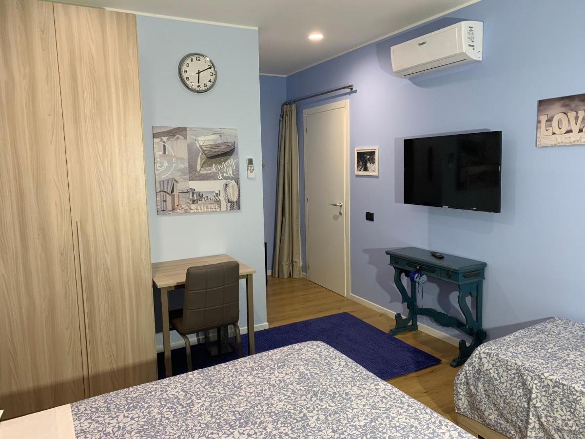 Bed & Breakfast Indi Thelar Villa Guardia Luaran gambar